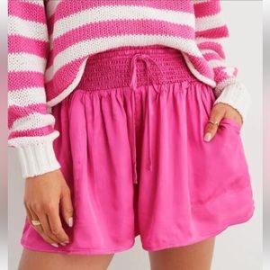 Aerie NWT Shorts Hot Pink Shine Pockets High Waist size M